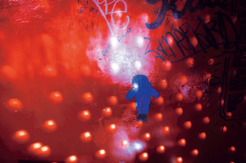 Eternity in a Moment vol.2 - 蜷川実花 | AKIO NAGASAWA