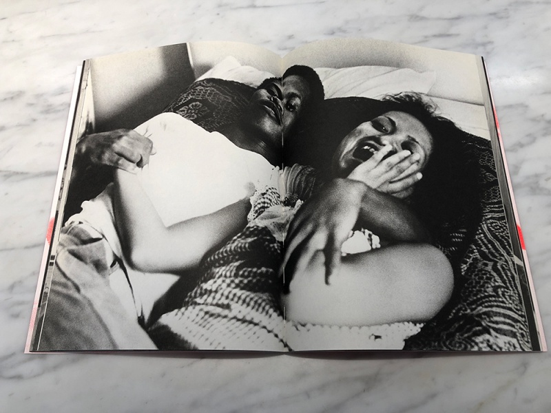 石川真生『赤花 アカバナー 沖縄の女』 | AKIO NAGASAWA